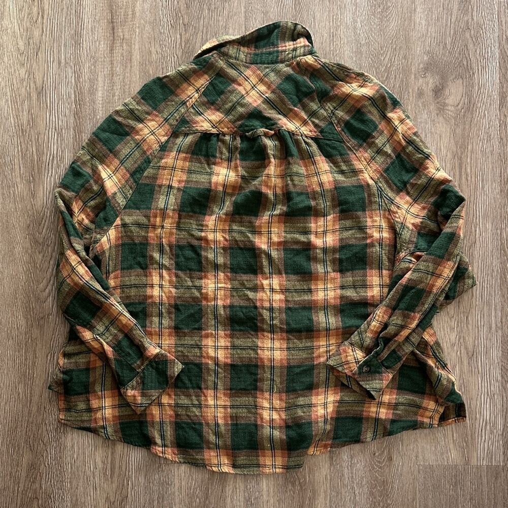 BDG Green and Tan Plaid Button-Down Shirt - Picture 3 of 3